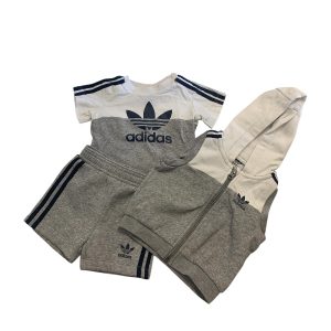 Completo corto Adidas 3/ 6 mesi